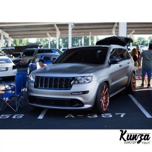 Jeep Grand Cherokee wrapped in Matte Gray Aluminum vinyl