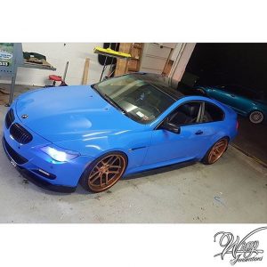 BMW M-6 wrapped in Avery SW Gloss Intense Blue vinyl